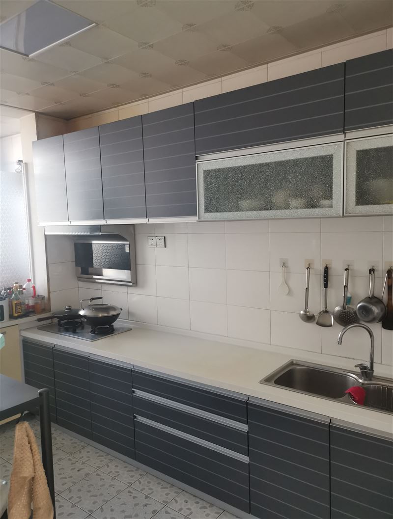 賣樓運(yùn)管公寓6樓107平