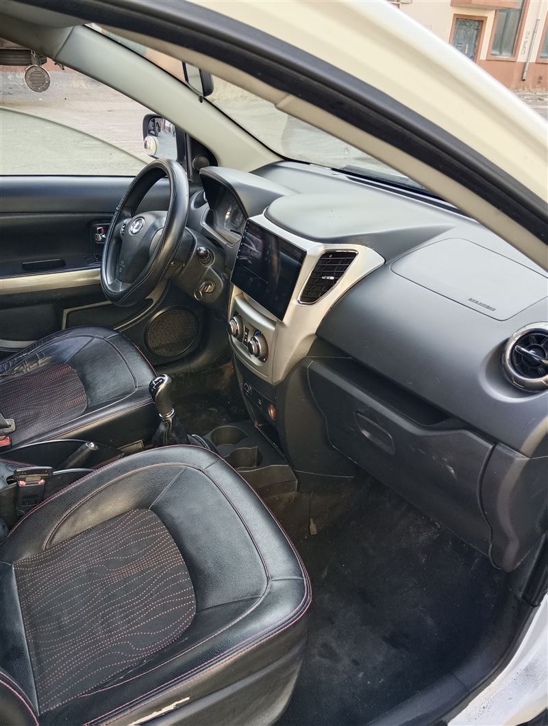 13年長(zhǎng)城M4手動(dòng)高配