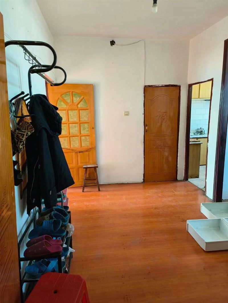 急賣(mài)九小九中學(xué)區(qū)房